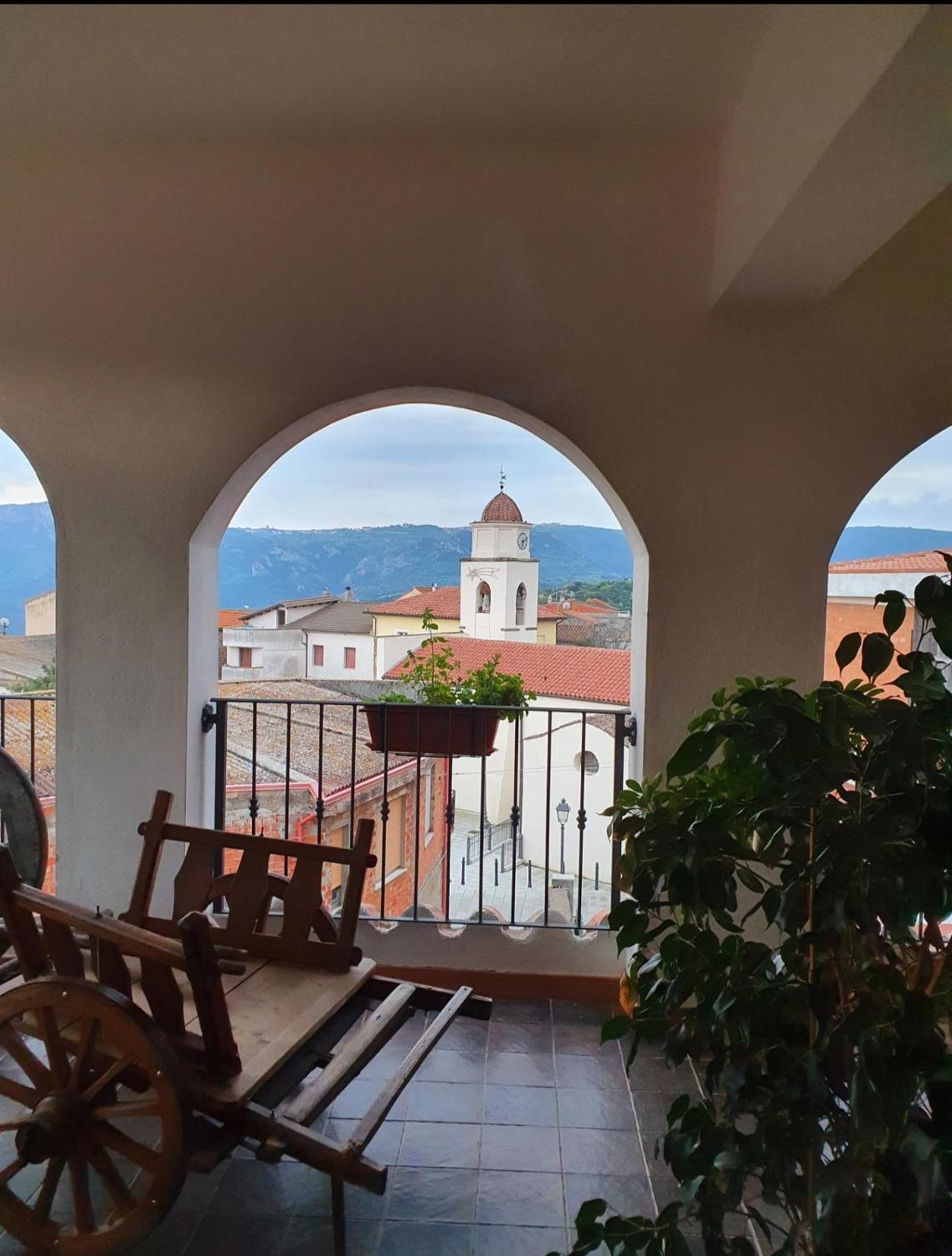 Su Carreri Bed & Breakfast Armungia Exterior photo